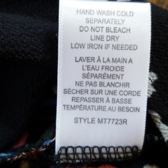 Bobeau black floral blouse - Picture 4 of 4